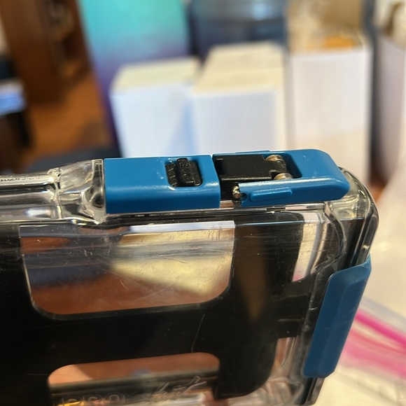 Pro shot Water Proof IPhone case - Picture 4 of 4